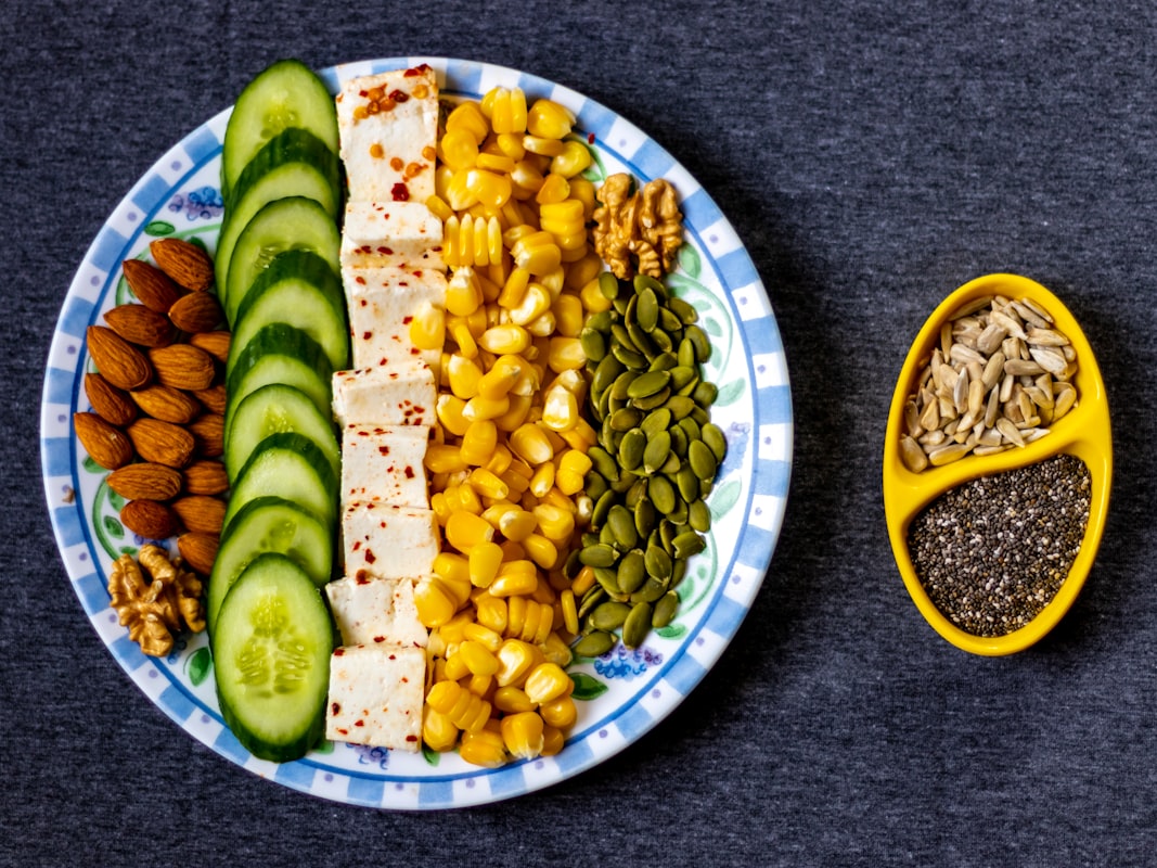 Yoghurt-parfait med nötter och granola